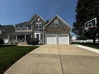 Building Photo - 9 Gallery Rd