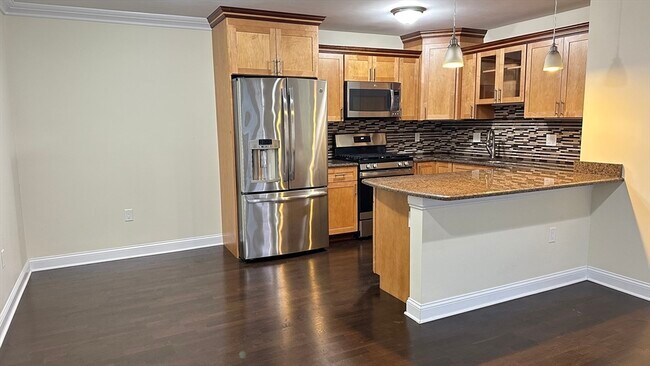 Building Photo - 39 Fayette St