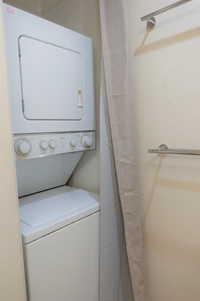 in-unit washer/dryer - 222 S Central Ave
