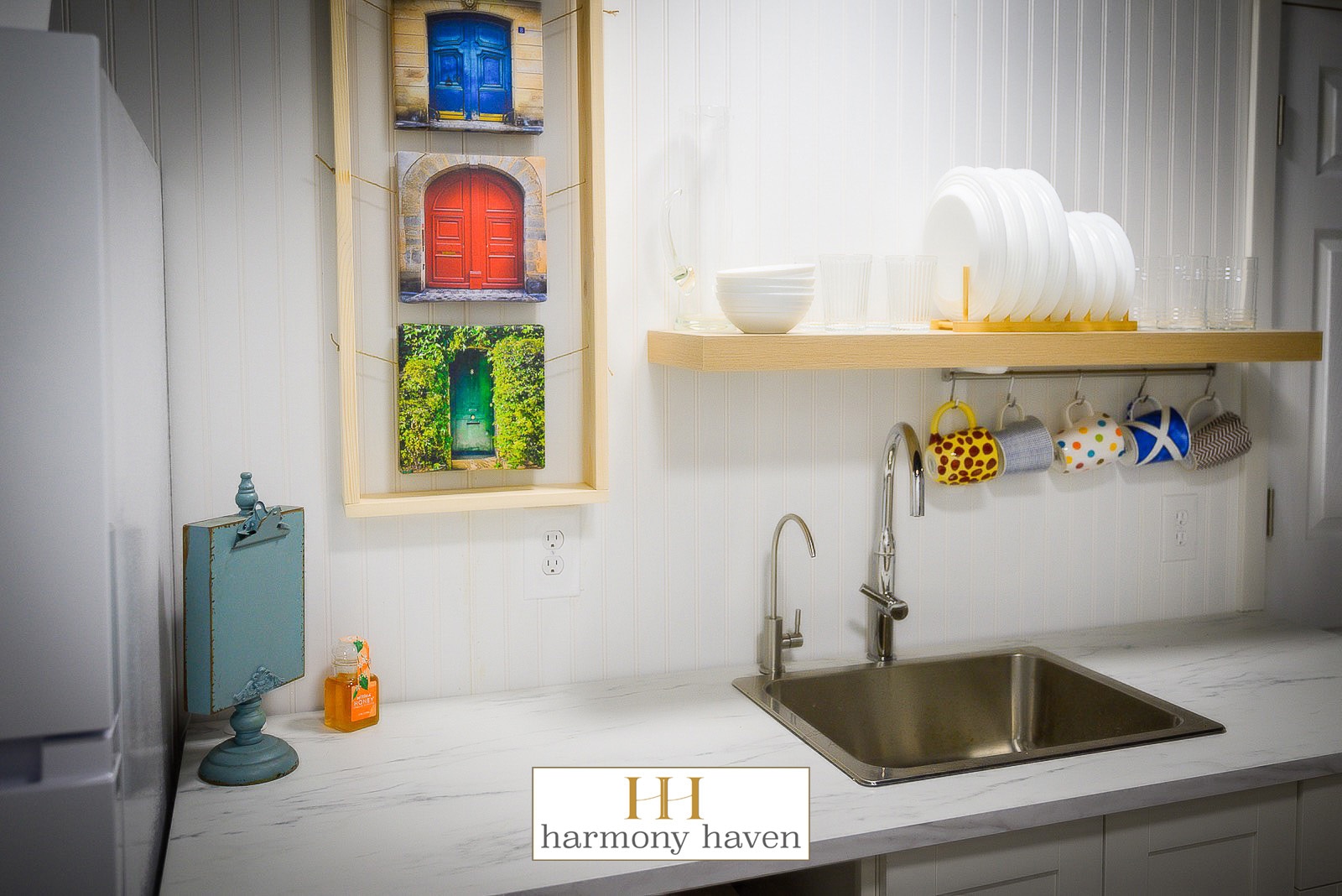 Kitchen sink with filtered and reverse osmosis water - 17016 Foxton Dr