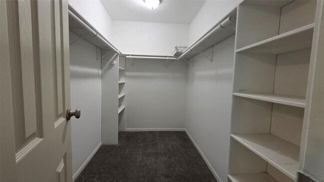 Building Photo - 5434 Goldspier St