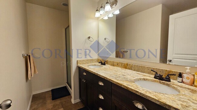 Building Photo - Fantastically Located Home in Boise!