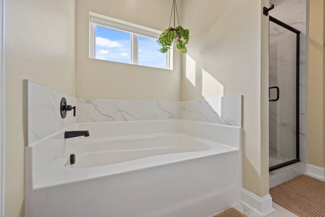 Building Photo - 301 Gander Ct