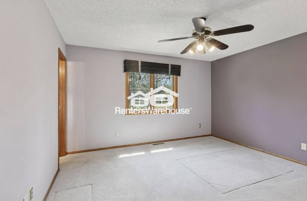Building Photo - 832 86th Ln NW