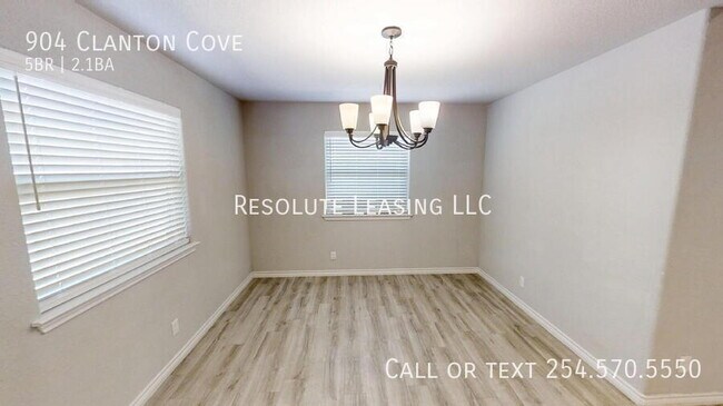 Building Photo - 904 Clanton Cove