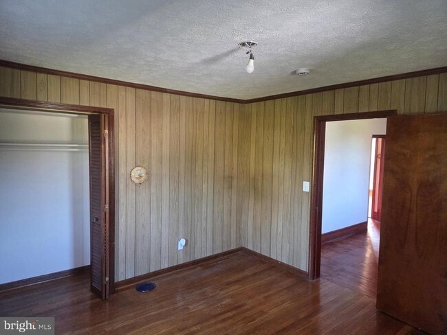 Building Photo - 13841 Kellys Ford Rd
