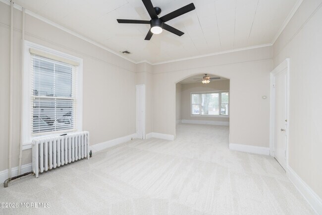 Building Photo - 463 Prospect Ave