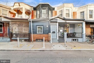 Building Photo - 3453 Tampa St
