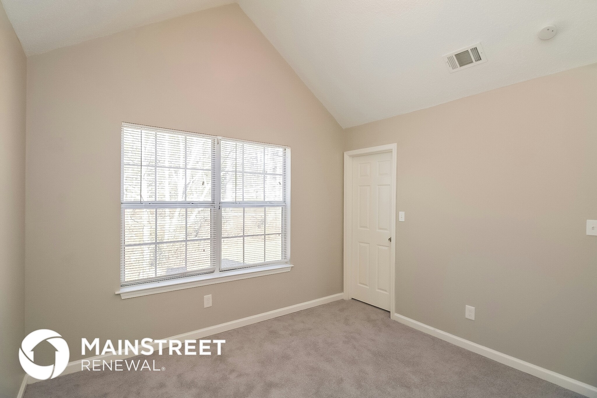 Building Photo - 703 Stonebridge Terrace