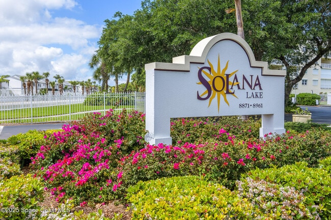 Building Photo - 8921 Lake Dr