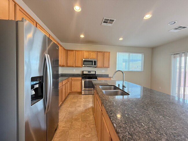 Building Photo - 8974 Don Valley Ave