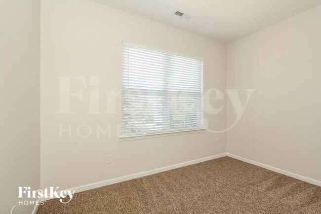 Building Photo - 107 Kensington St