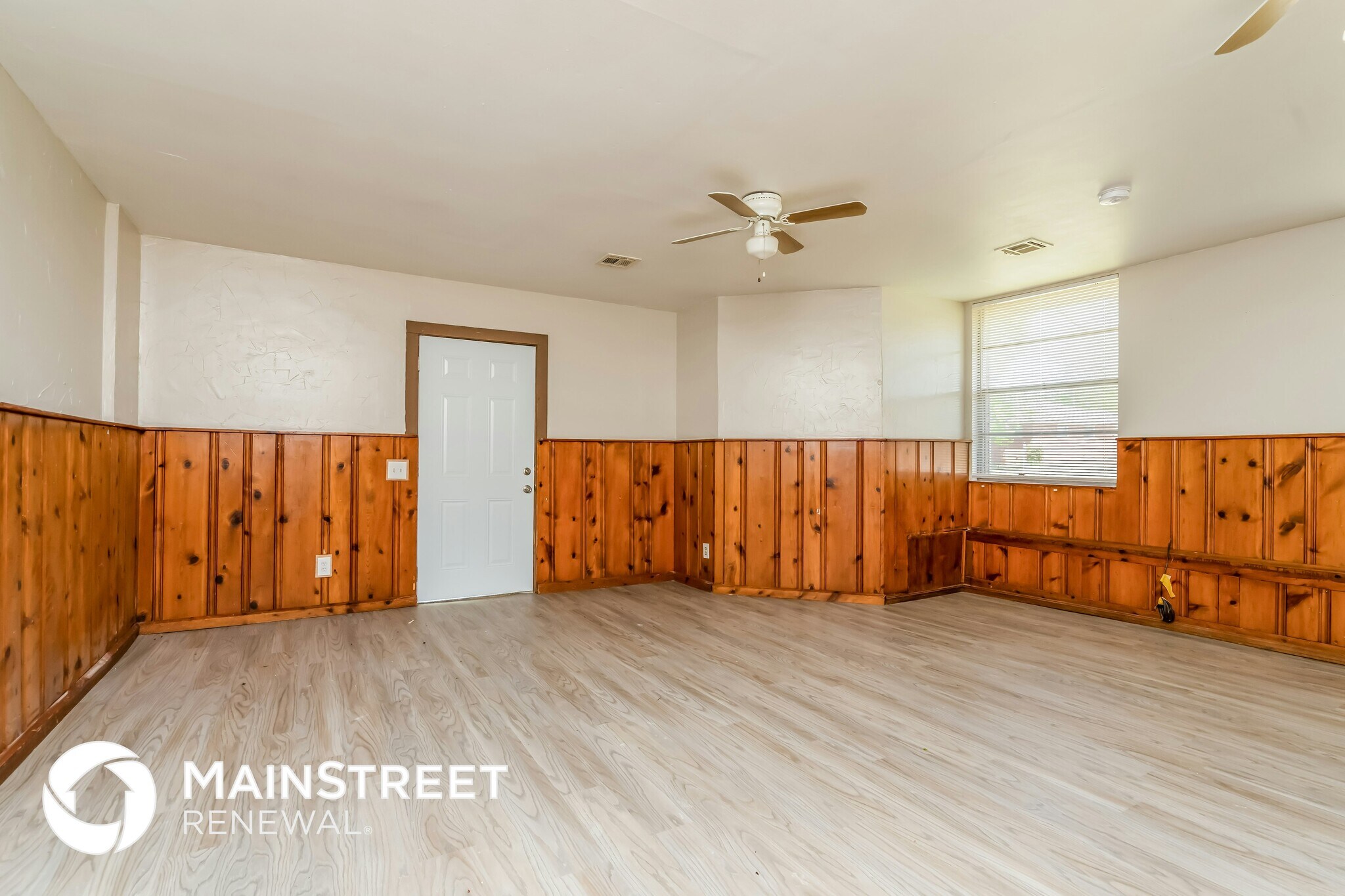 Building Photo - 9712 Mahler Pl