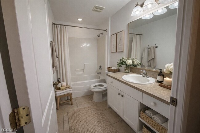 Building Photo - 3114 51st St W