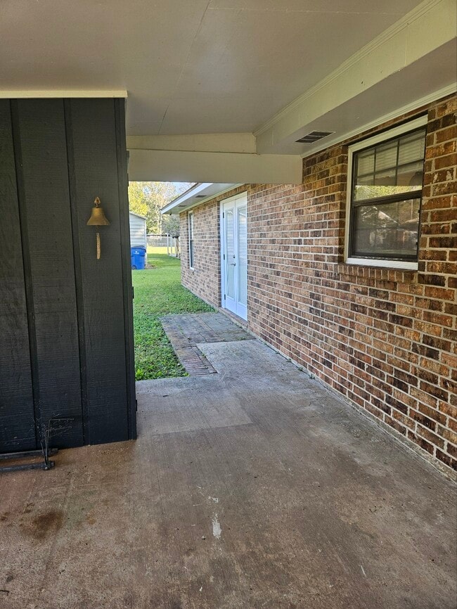 Building Photo - 1128 S Shireview Cir