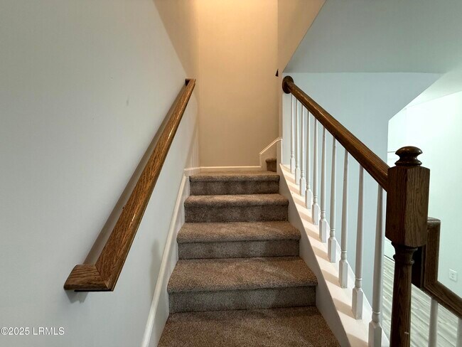 Building Photo - 1069 S Innovation Dr