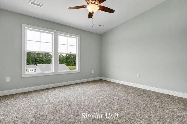 Building Photo - 305 Starfish Ln