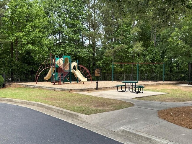 Building Photo - 5230 Fieldwood Dr