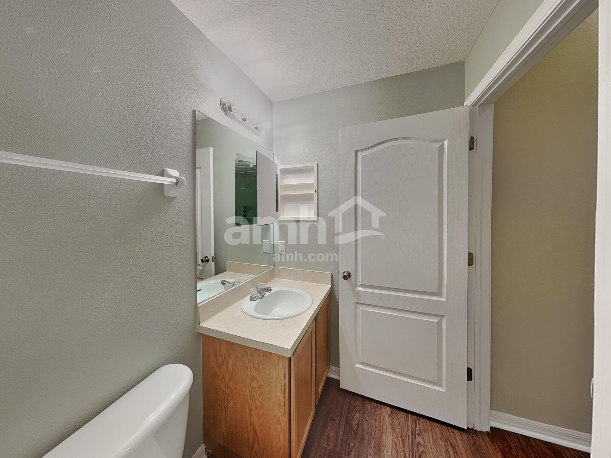 Building Photo - 5831 Wrenwater Dr