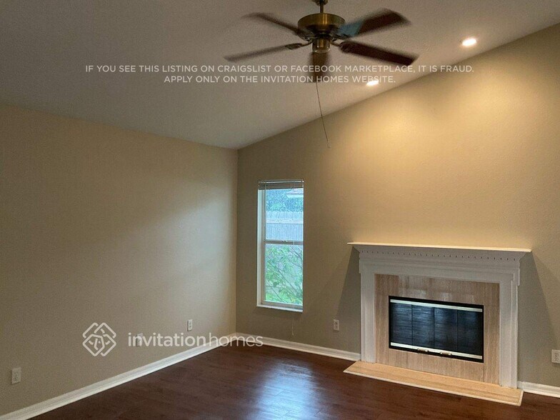 Building Photo - 1320 Hatcher Loop Dr