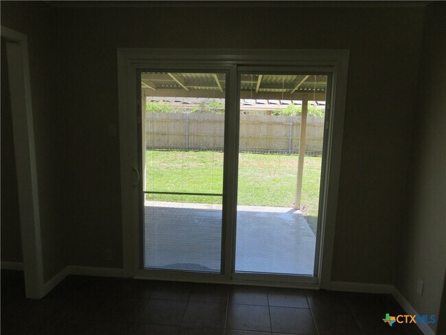 Building Photo - 1339 Mockingbird Ln