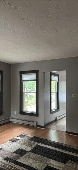 Building Photo - 18A Charles St