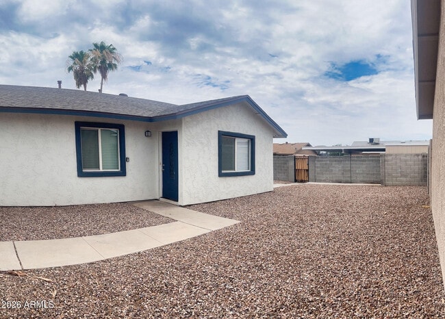 Building Photo - 14650 N 54th Ave