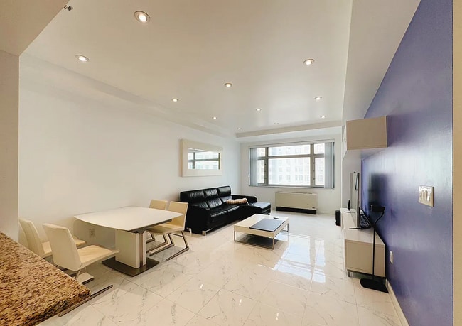 Building Photo - "Modern 1-Bed Oasis in Flushing with Pool ...