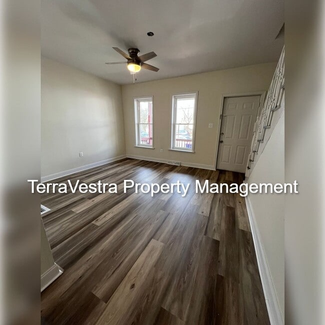 Building Photo - Great 2 Bed with a bonus room in Millville!