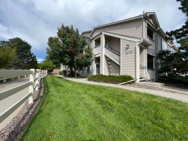 Primary Photo - 3 bedroom condo in Broomfield! Master bedr...