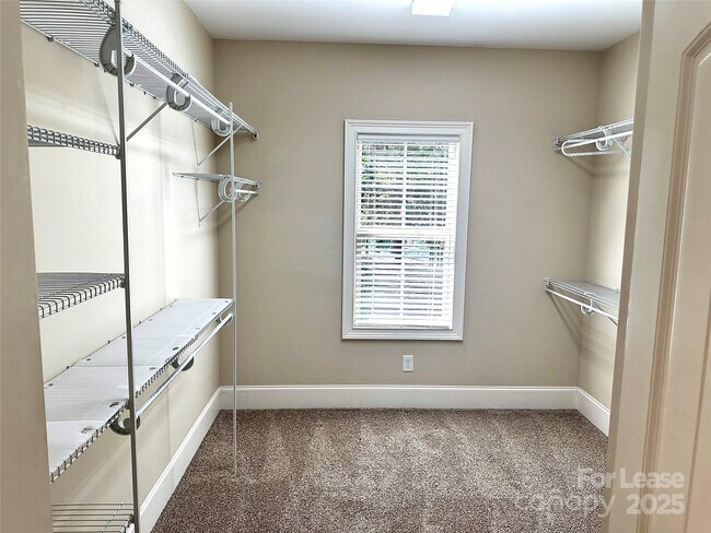 Building Photo - 4642 Gold Finch Drive