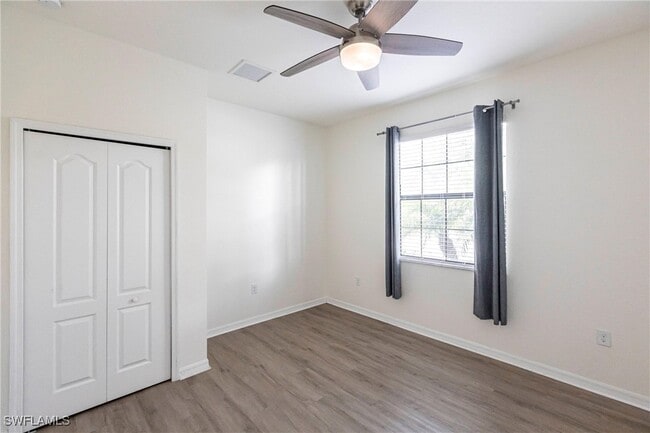 Building Photo - 12763 Fairington Way