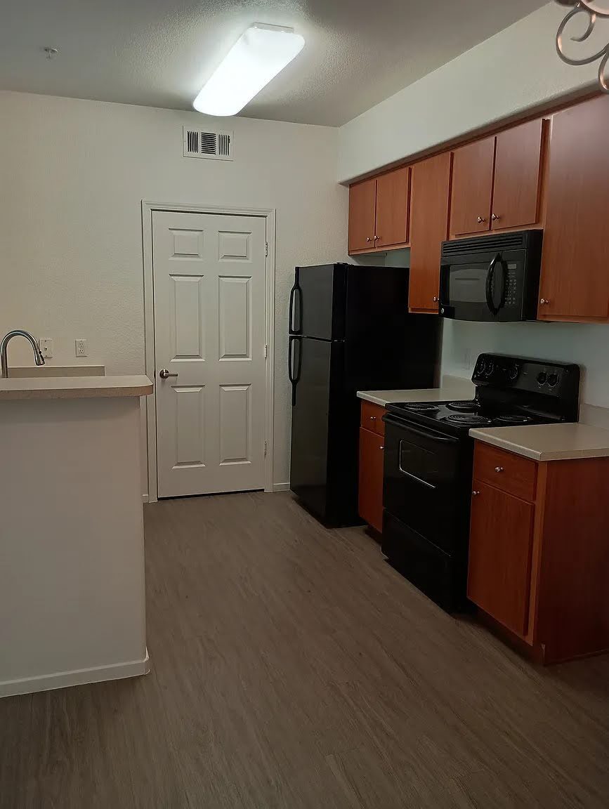 Building Photo - 1191 Whitney Ranch Pky