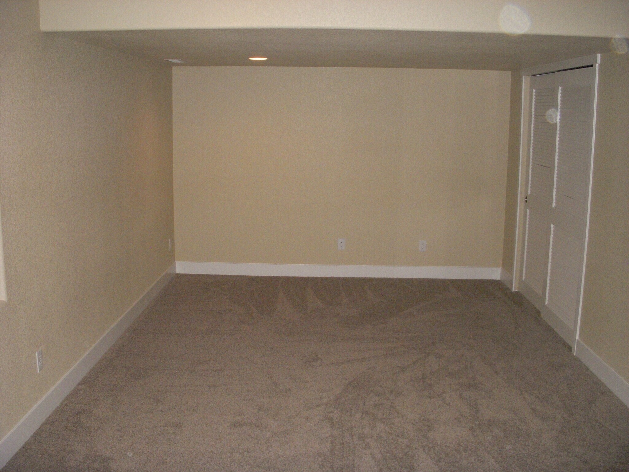 basement - 7766 Wagonwood Place