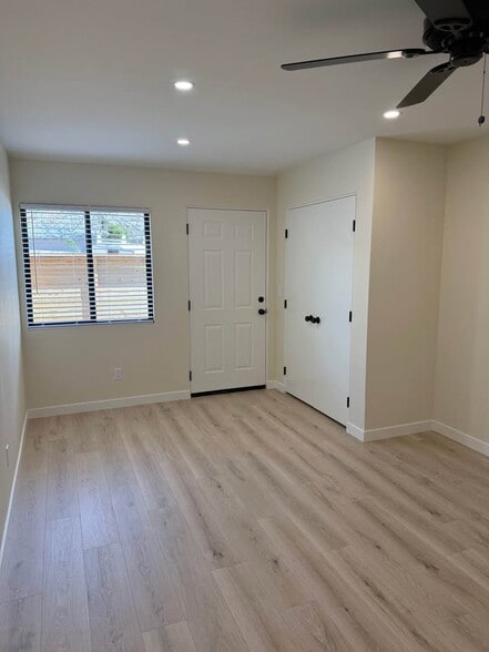 Building Photo - 1956 W 9th St