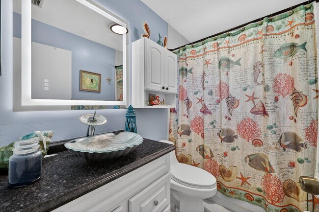 Building Photo - 6180 30th Ct S