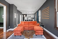 Building Photo - 525 E North St