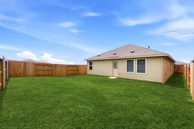 Building Photo - 26815 Rosebay Wds Dr
