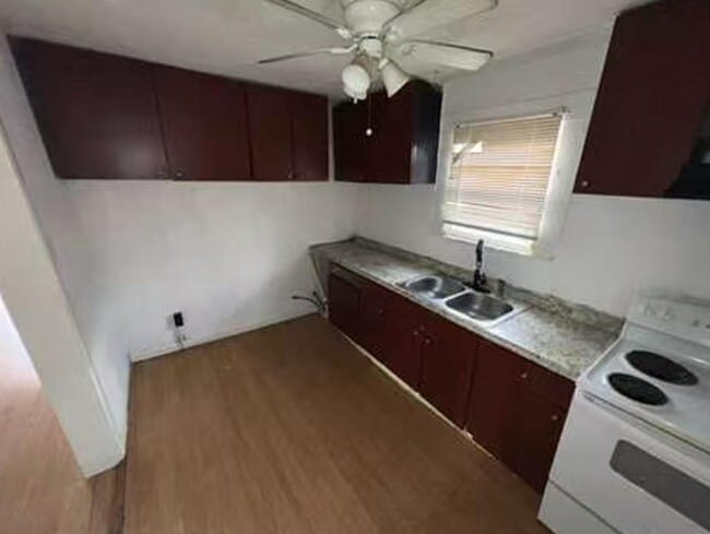 Building Photo - 4509 Pardee St