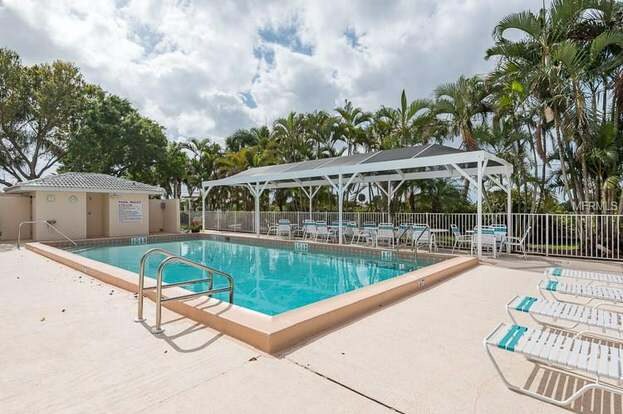 Building Photo - 3640 Bal Harbor Blvd