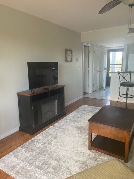 Building Photo - 3454 Hancock Bridge Pky