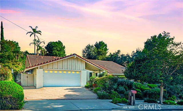 Building Photo - 3811 Algonaut Dr