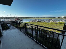 Building Photo - 90 Helmsman Way
