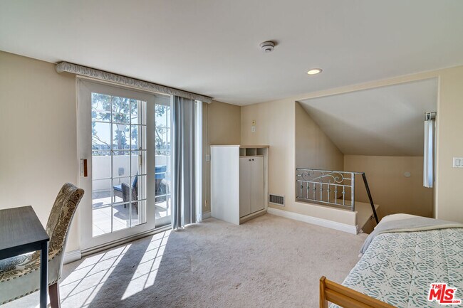 Building Photo - 1008 Harbor Crossing Ln