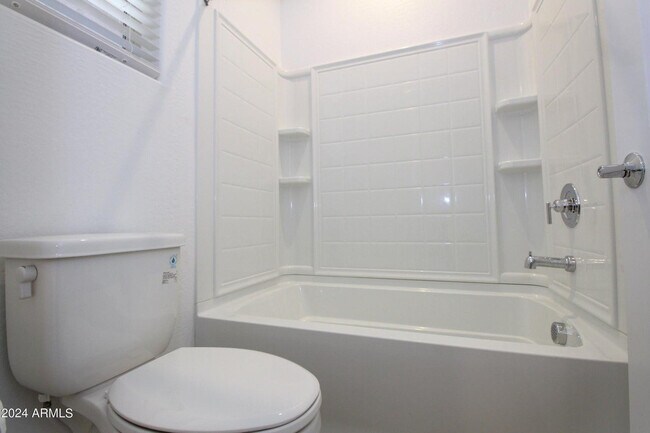 Building Photo - 1649 W la Mirada Dr