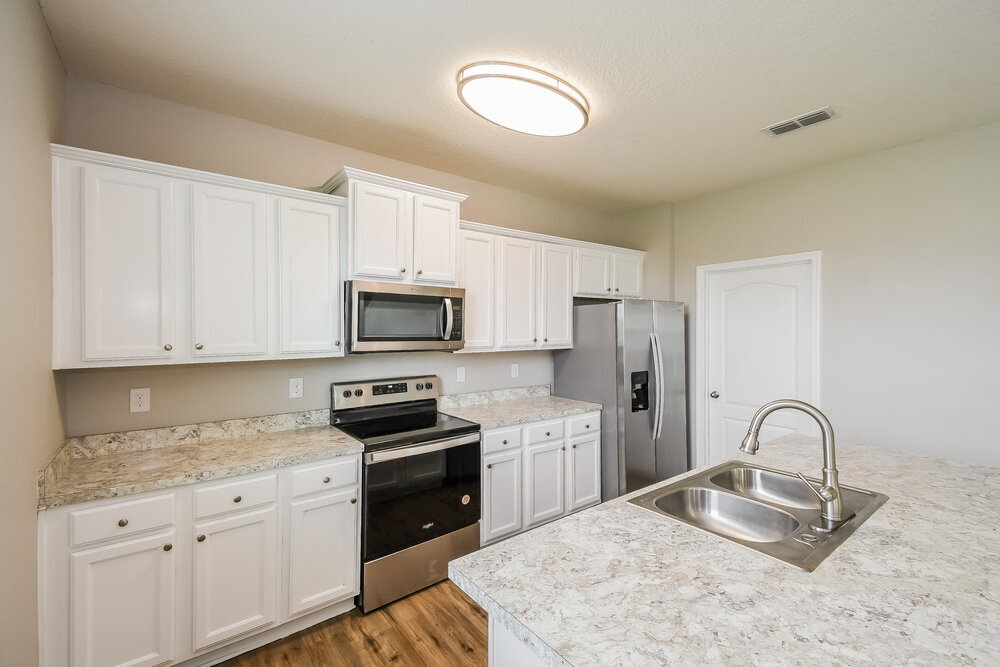 Building Photo - 6737 Sandle Dr