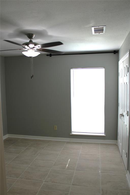 Building Photo - 6239 Hollow Pines Dr