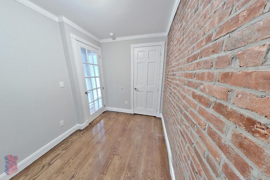 Building Photo - 436 W 52nd St