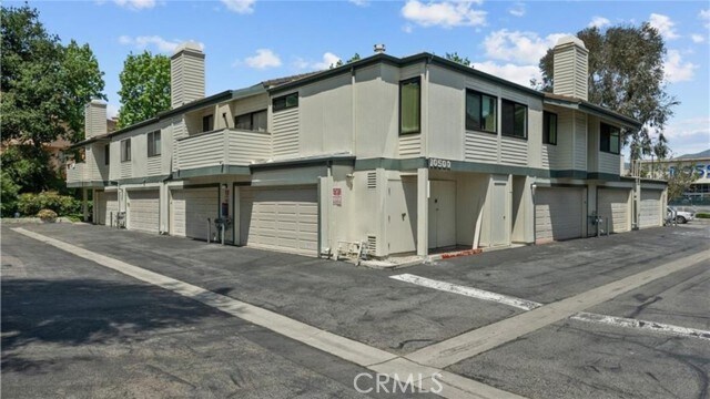Building Photo - 10500 Sunland Blvd
