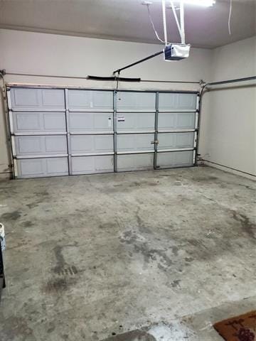 Building Photo - 532 Silver Maple Dr